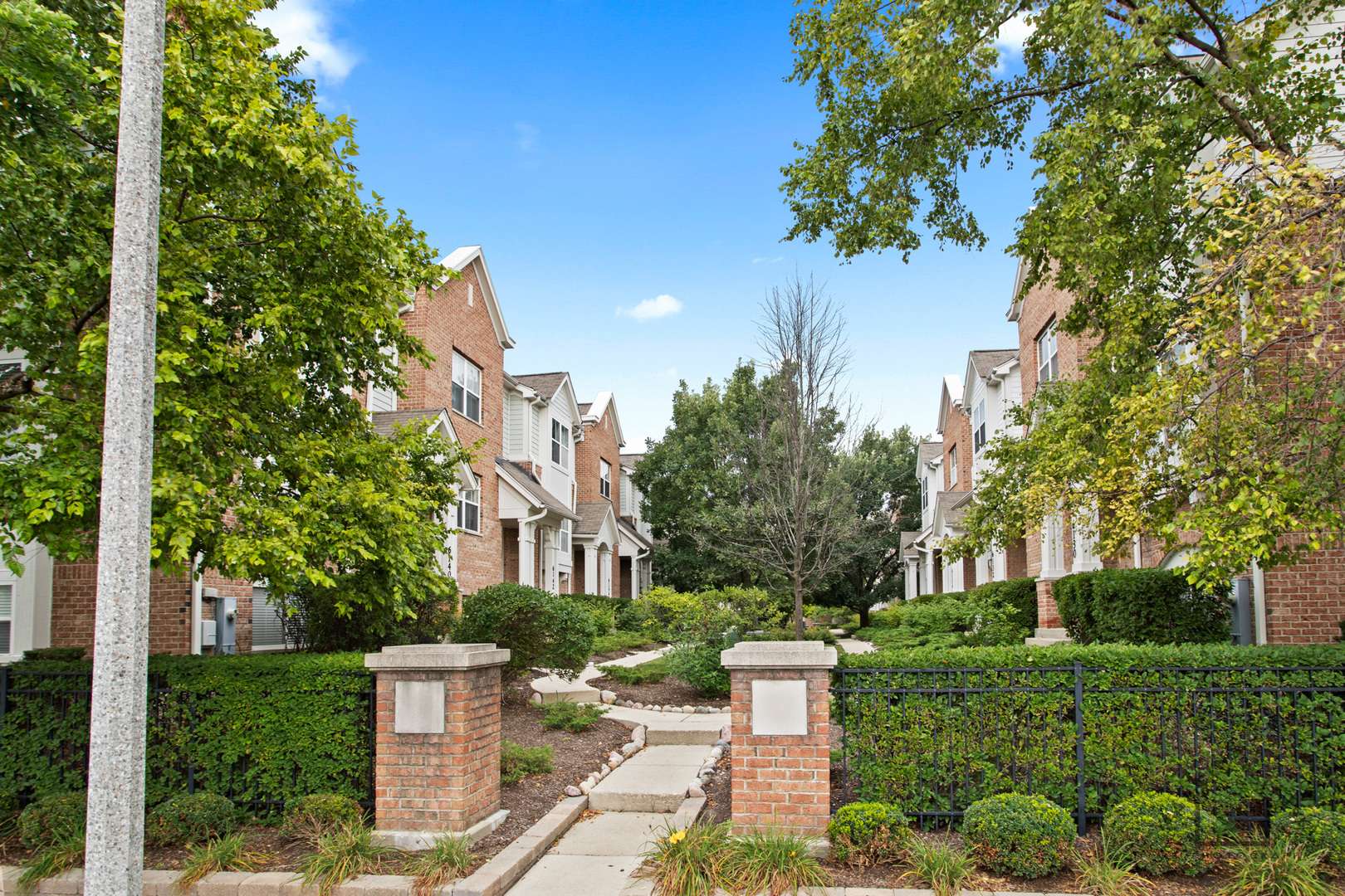 6148 Washington CT, Morton Grove, IL 60053