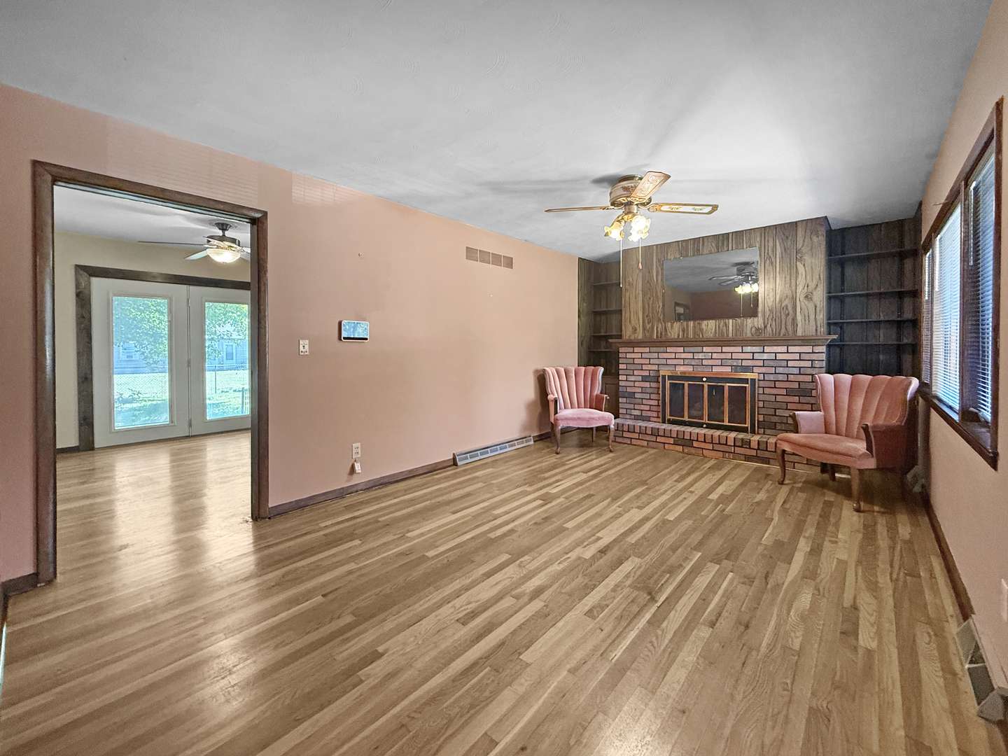 1107 E Fairlawn DR, Urbana, IL 61801