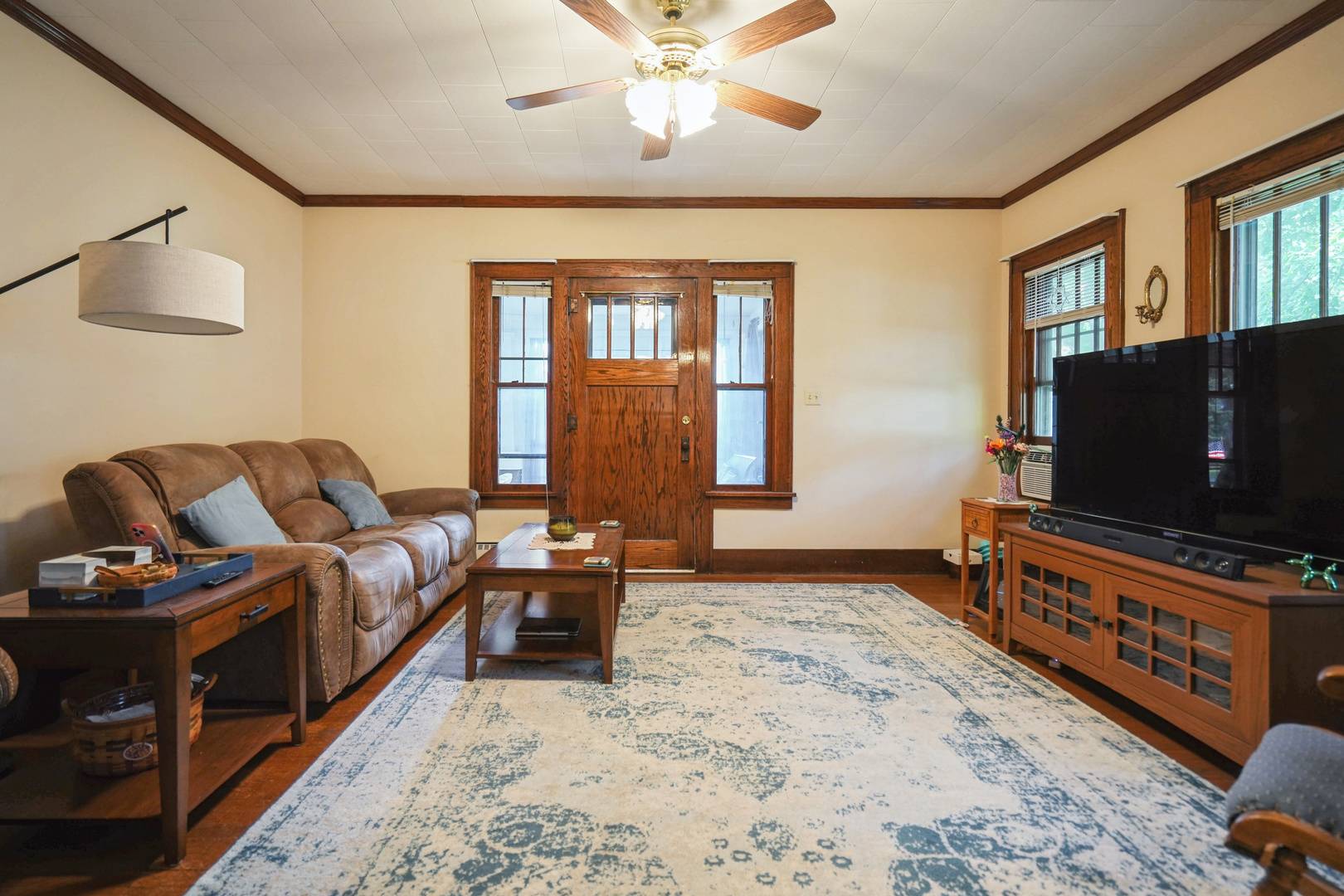318 W 3rd ST, Prophetstown, IL 61277