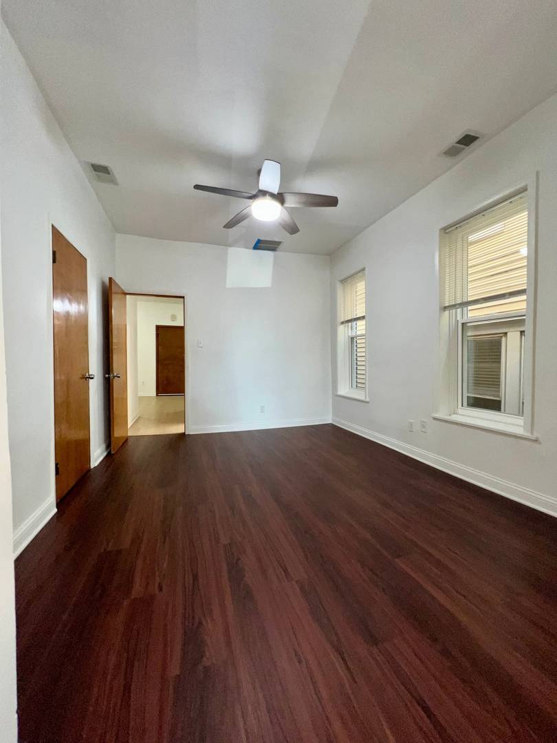 2851 S Emerald AVE #1, Chicago, IL 60616
