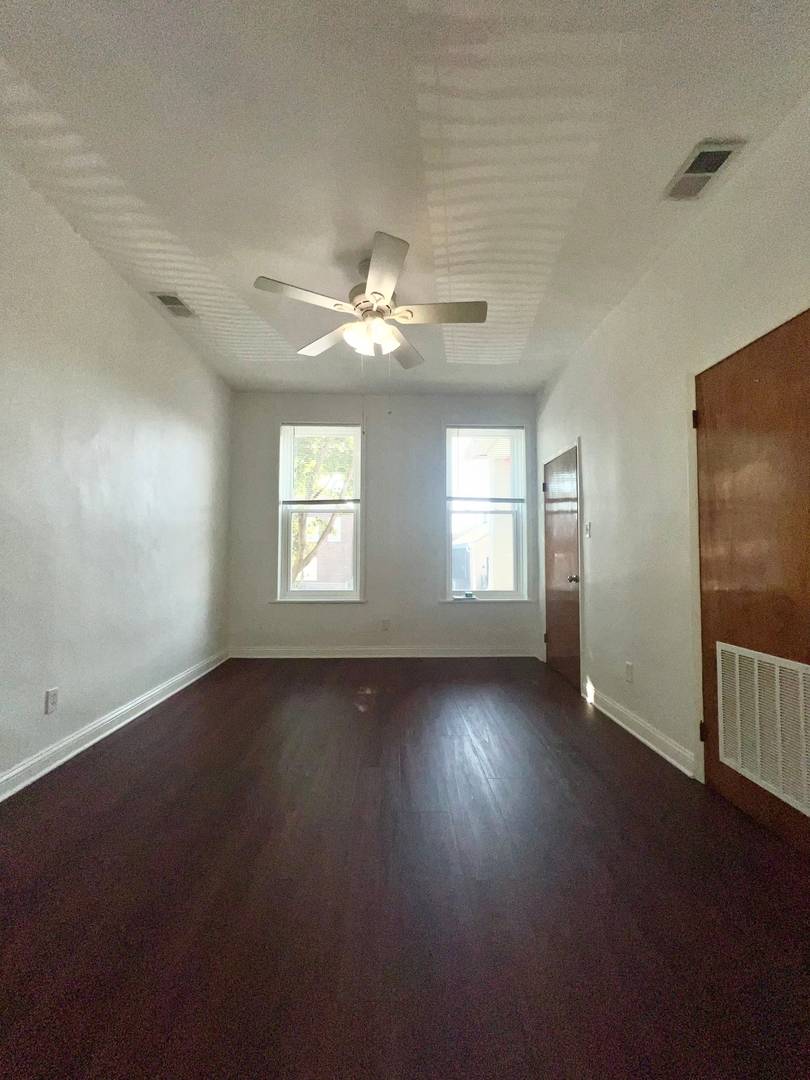 2851 S Emerald AVE #1, Chicago, IL 60616