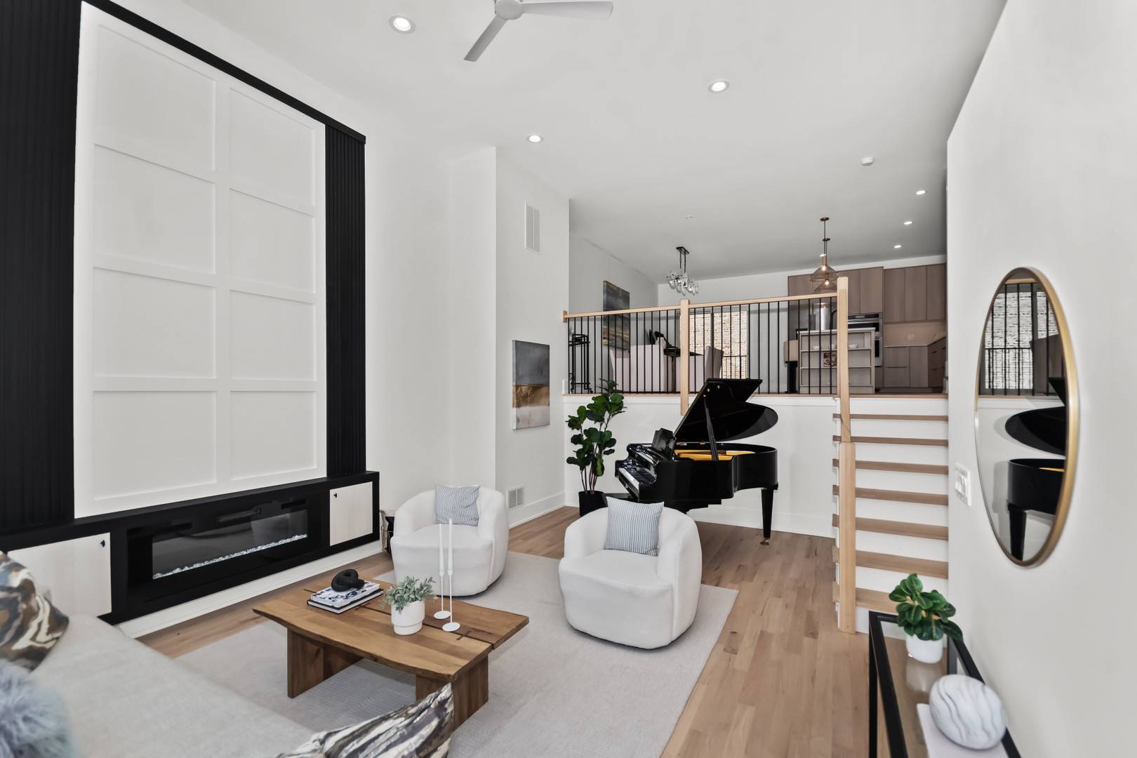 710 E 41 ST, Chicago, IL 60653