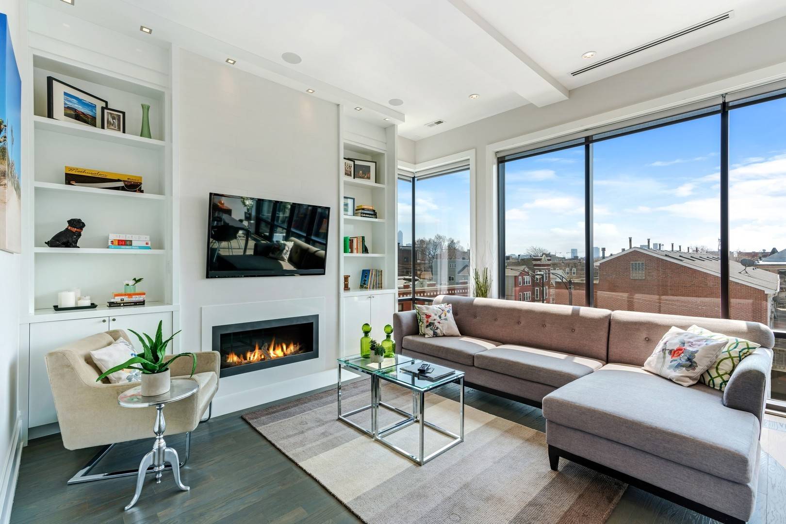 1404 W Chicago AVE #4, Chicago, IL 60642