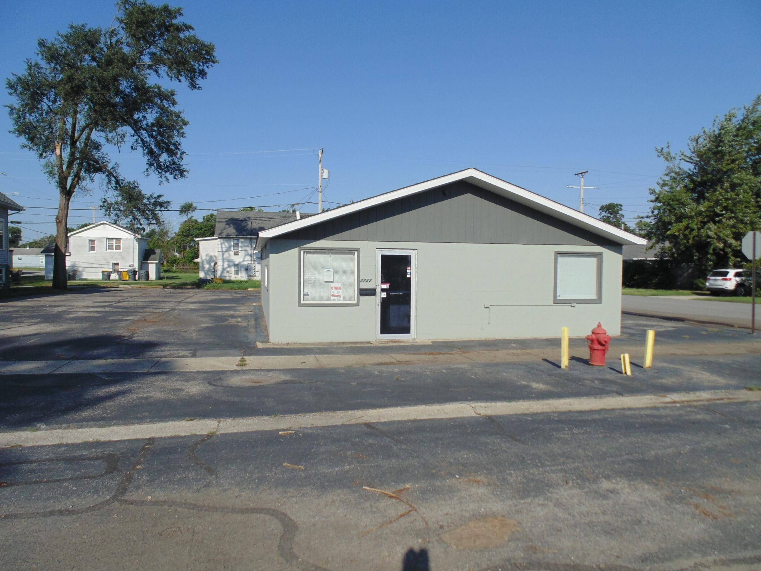 3232 Michigan Street, New Chicago, IN 46342