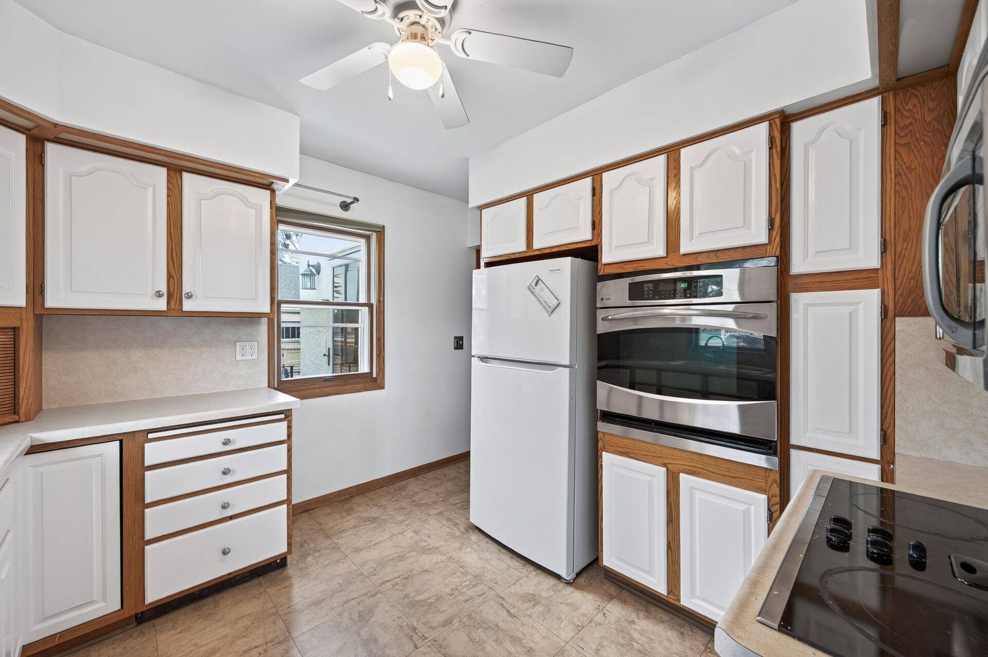 456 3rd AVE S, South Saint Paul, MN 55075