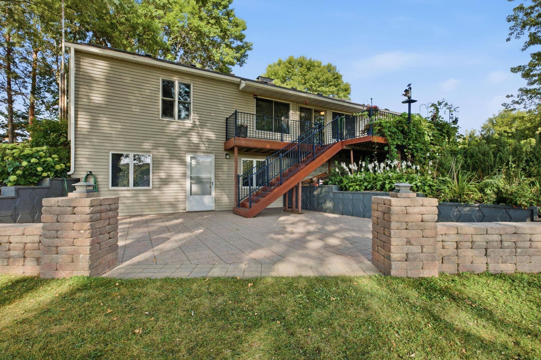 16474 Lake AVE, Paynesville, MN 56362