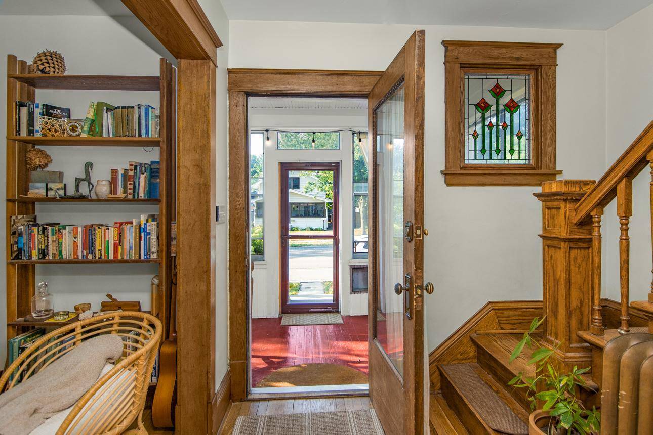 1243 Randolph AVE, Saint Paul, MN 55105