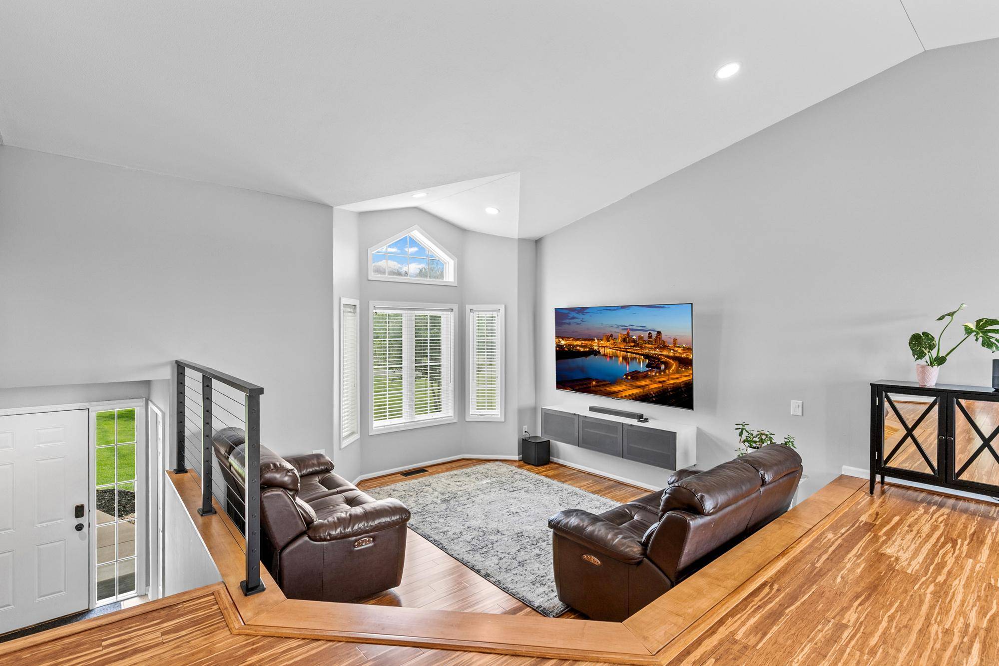 10590 257th AVE NW, Zimmerman, MN 55398