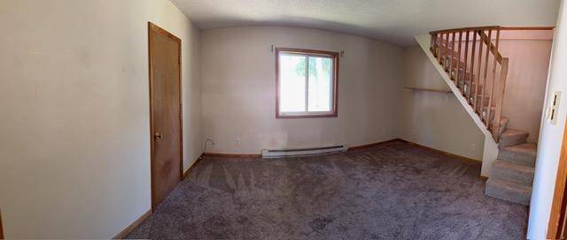 323 S Donnelly AVE, Litchfield, MN 55355
