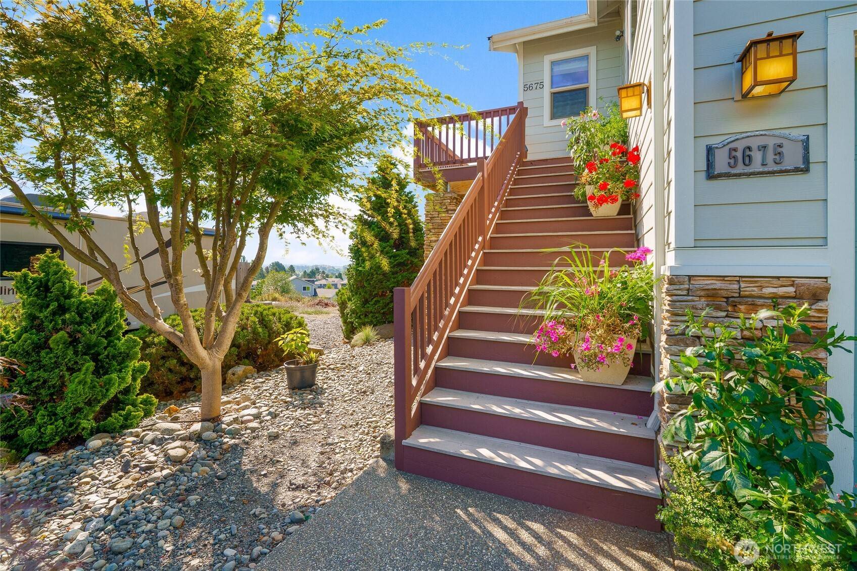 5675 Meadow View CT, Ferndale, WA 98248