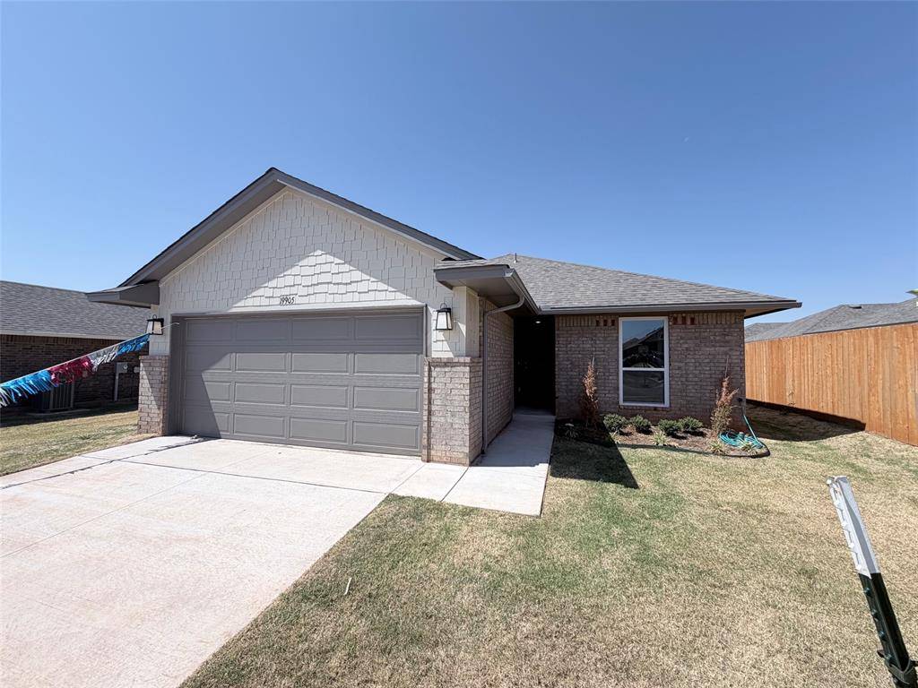 19905 Stovall DR, Edmond, OK 73012