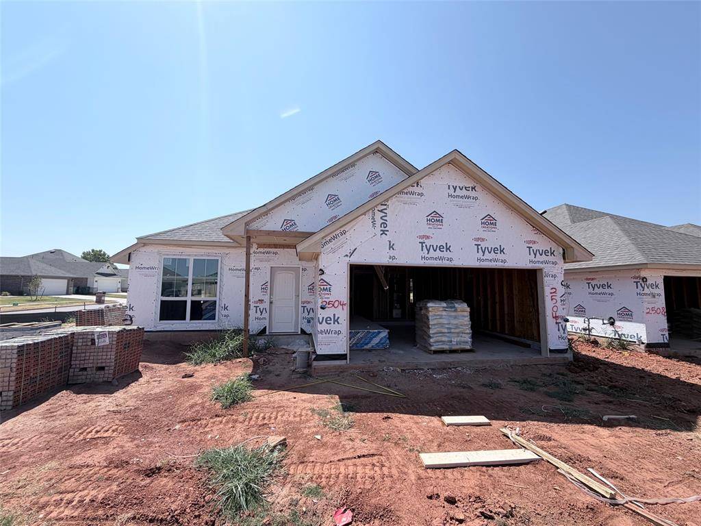 2504 NW 196th ST, Edmond, OK 73012
