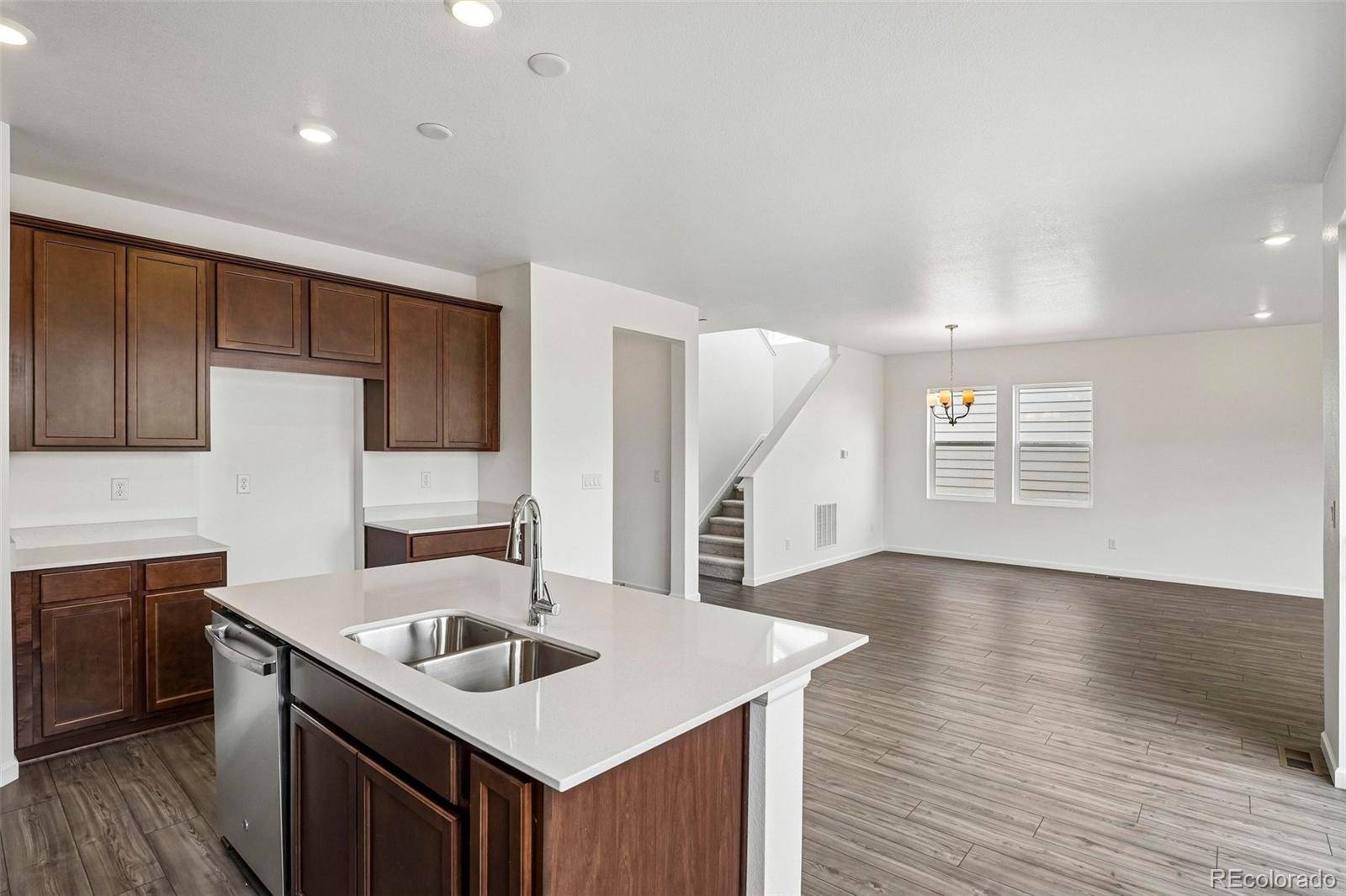 28425 E 4th AVE, Watkins, CO 80137