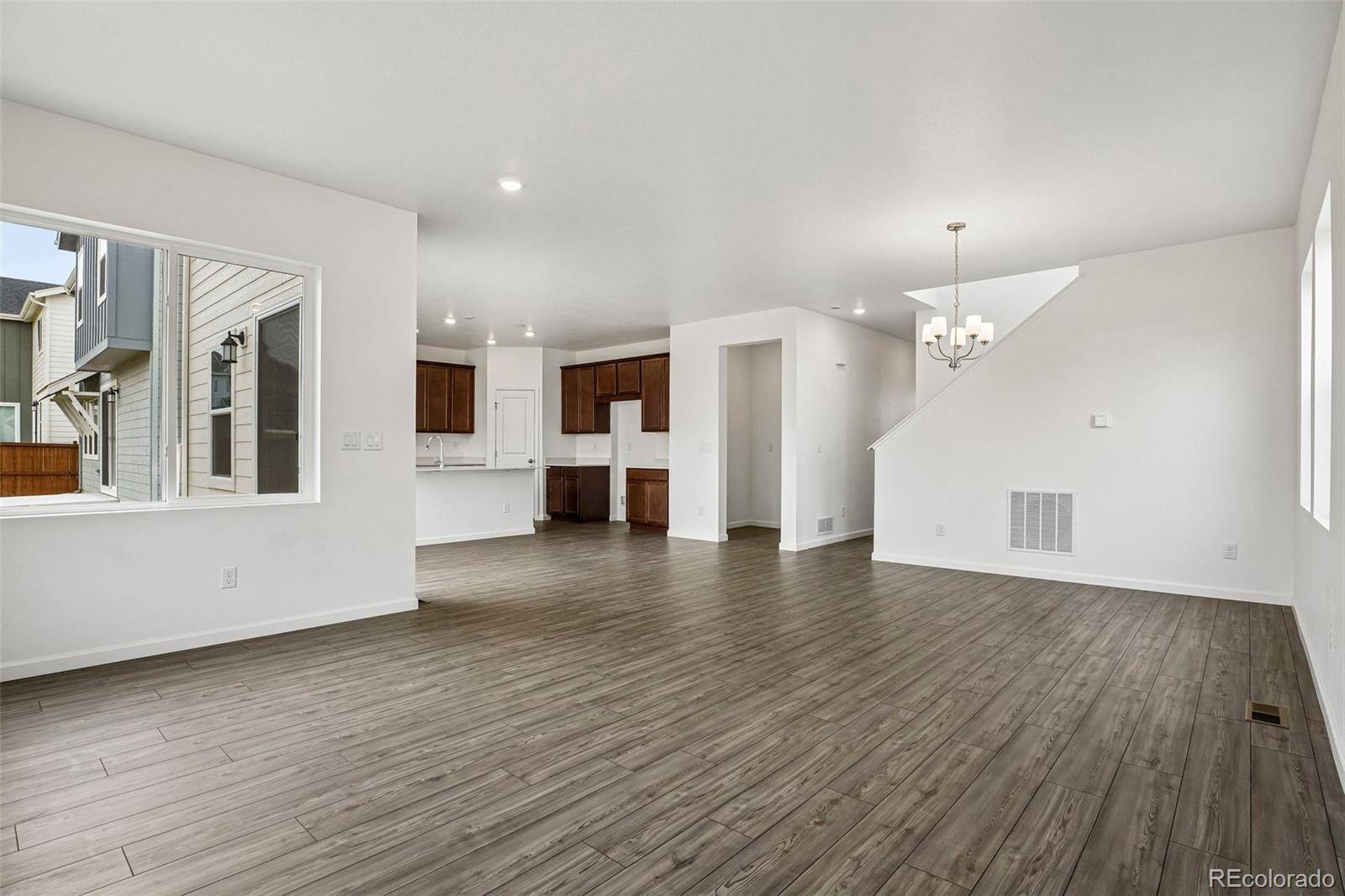 28425 E 4th AVE, Watkins, CO 80137