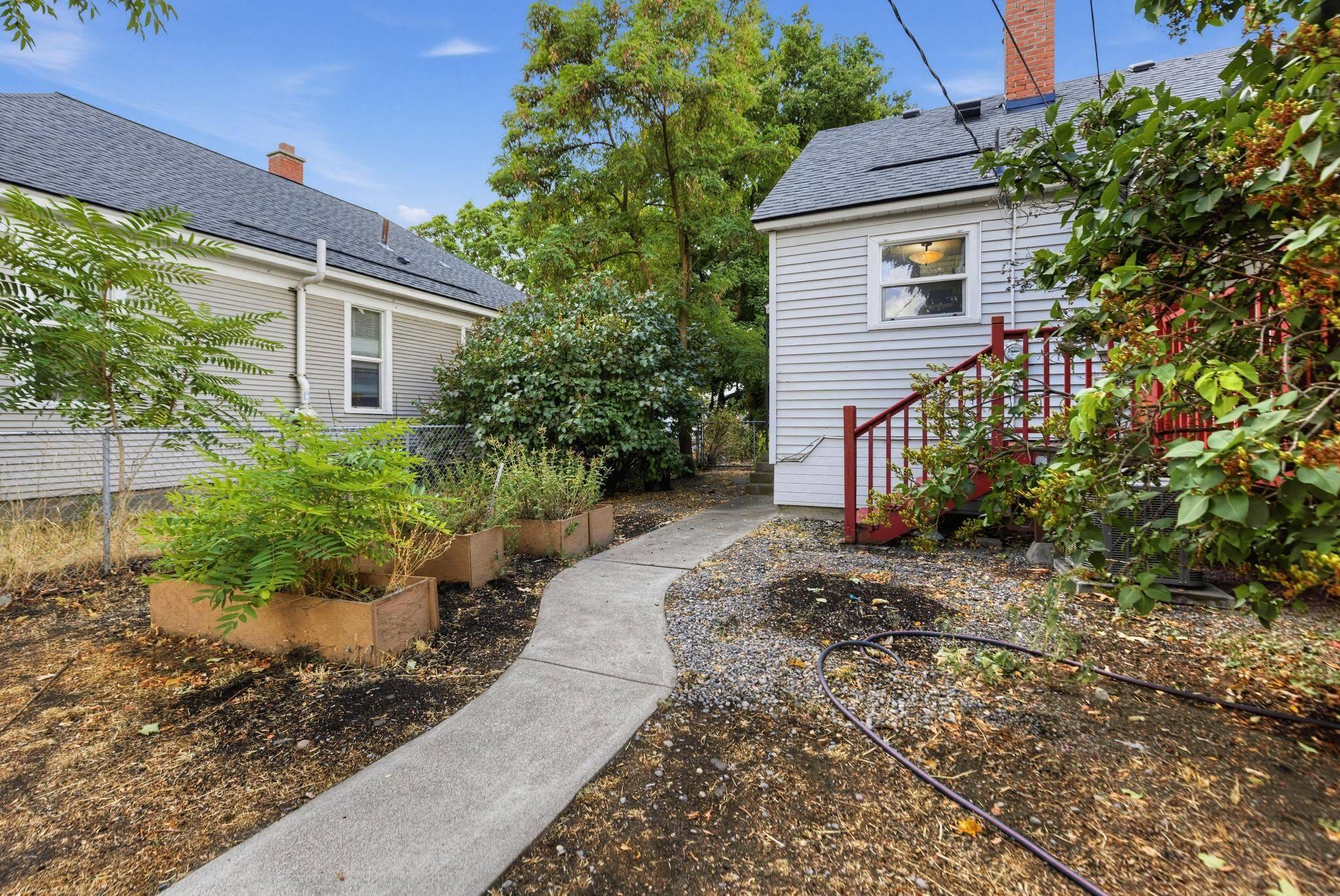 1911 E Sharp Ave, Spokane, WA 99202