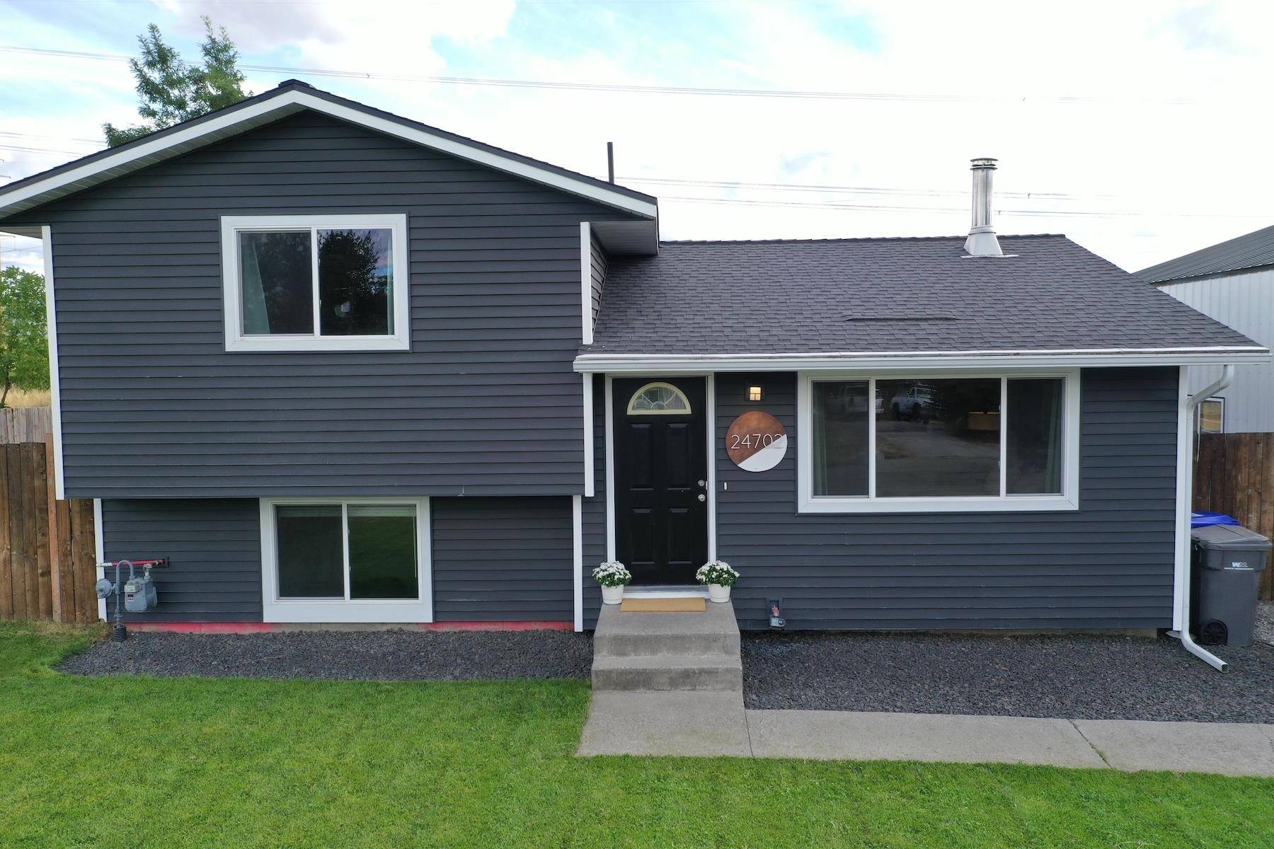 24702 E Roxanne Ave, Newman Lake, WA 99025