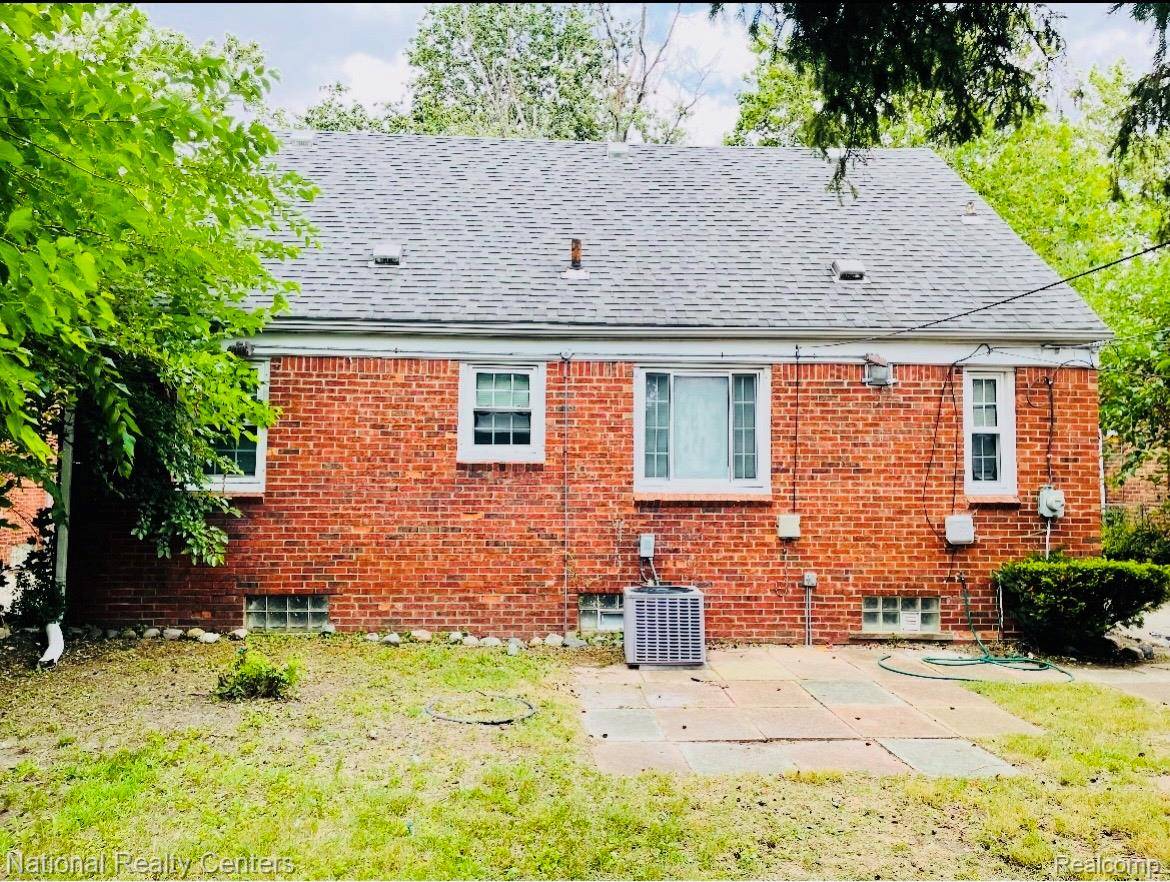 17691 Avon AVE, Detroit, MI 48219