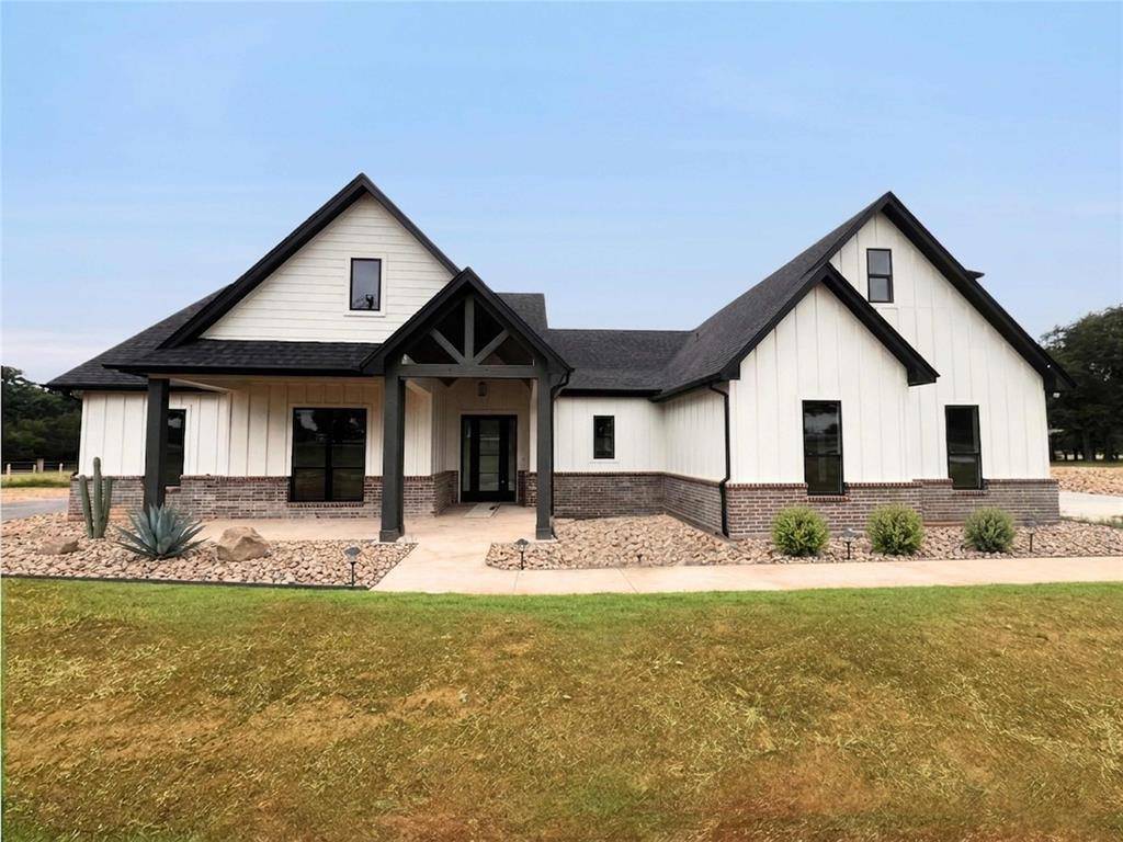 121 Cartwright Road, Weatherford, TX 76087