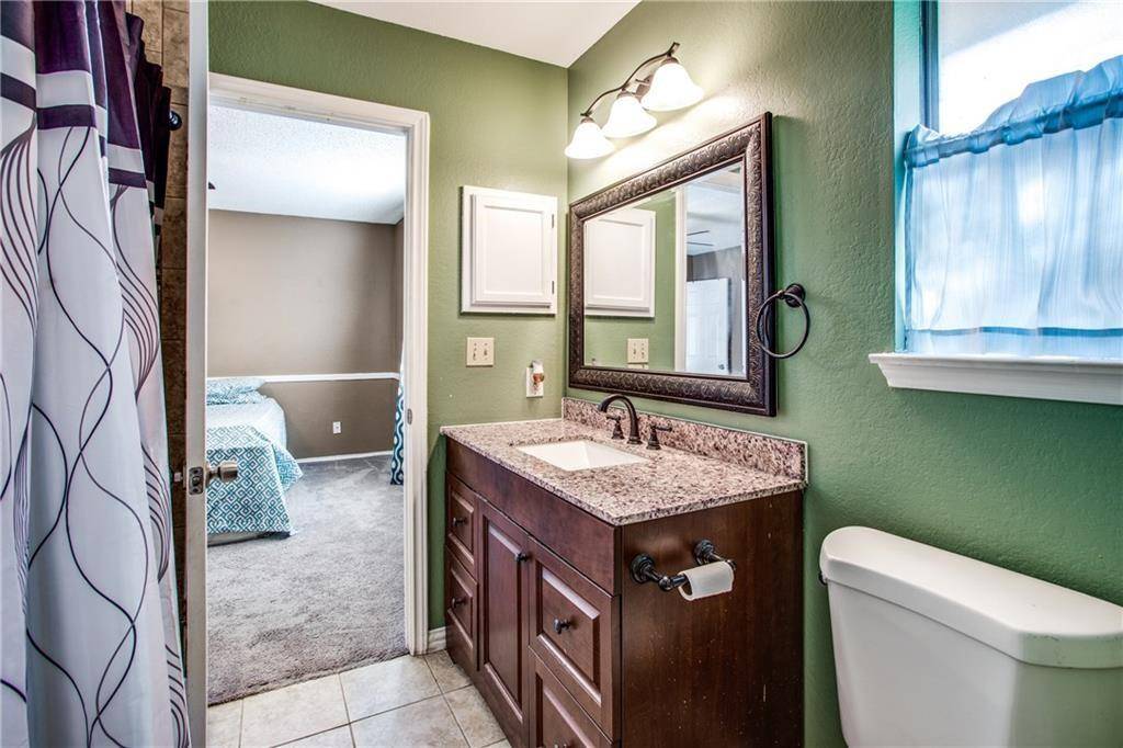 6817 Haltom Road, Fort Worth, TX 76137