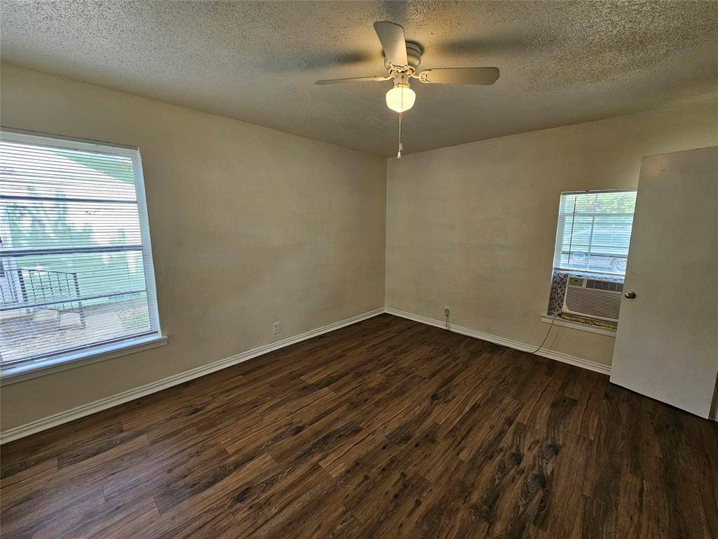 6540 Hollis Avenue, Dallas, TX 75227