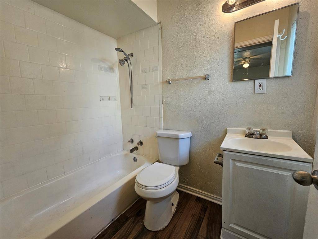 6540 Hollis Avenue, Dallas, TX 75227