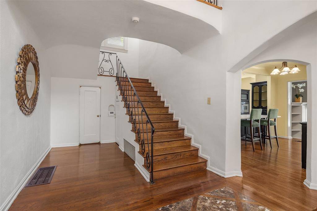 4310 Rawlins Street, Dallas, TX 75219