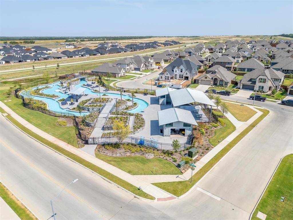 17321 Oxborough Drive, Fort Worth, TX 76247