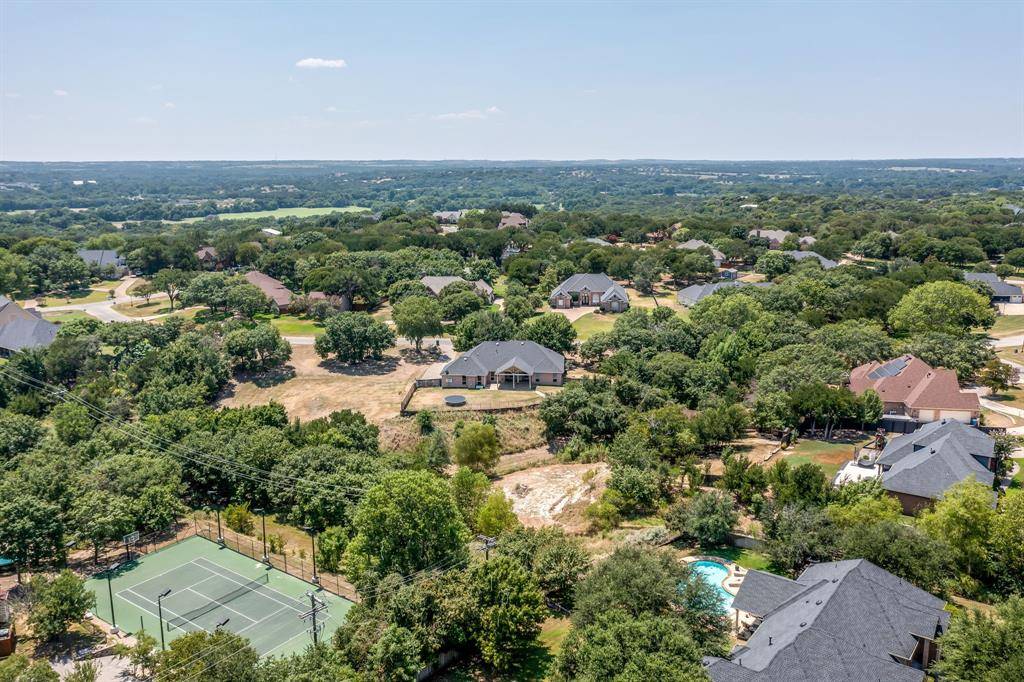 117 Danielle Drive, Hudson Oaks, TX 76087