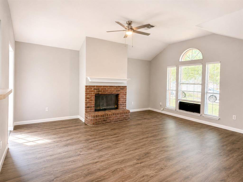 3002 Mesa Ridge Trail, Grand Prairie, TX 75052