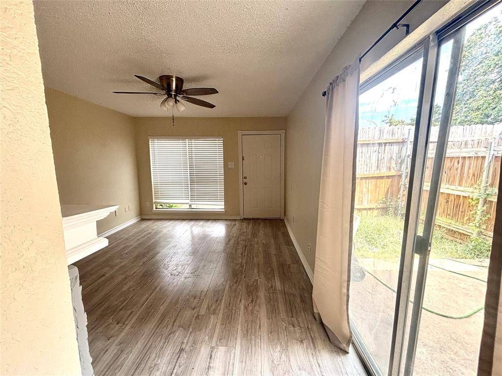2760 Parkchester Drive, Arlington, TX 76015