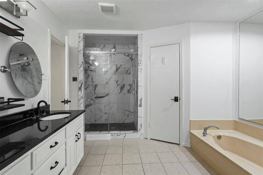 3924 Morman Lane, Addison, TX 75001