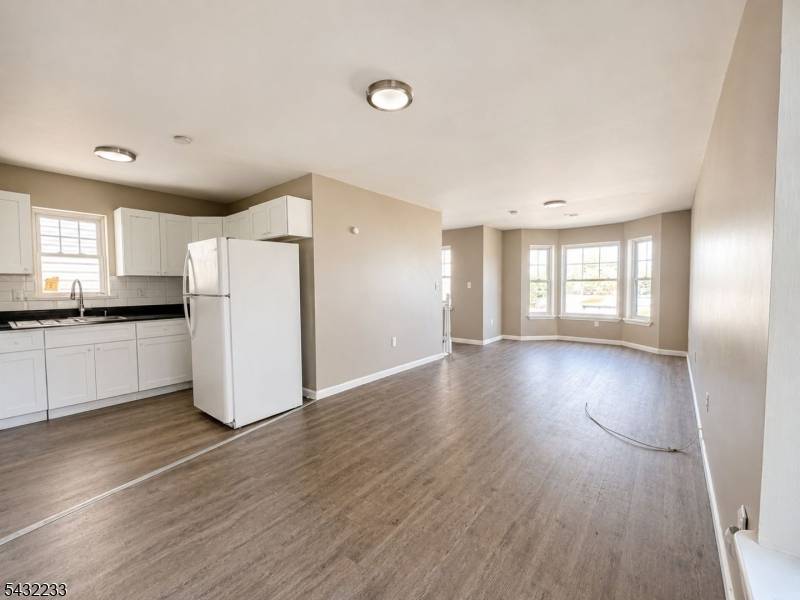 242 Graham Ave, Paterson City, NJ 07501