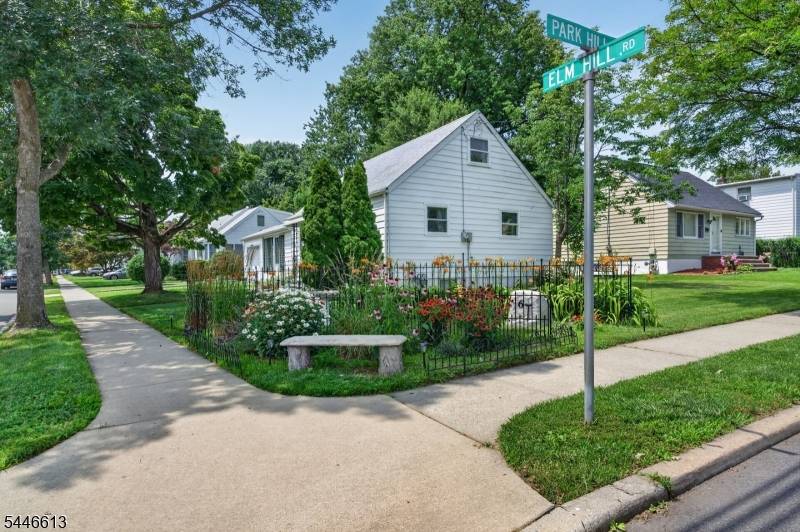 6 Elm Hill Rd, Clifton City, NJ 07013
