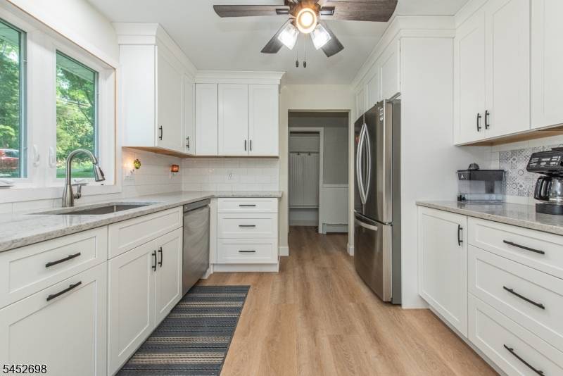 904 Crest Rd, Stillwater Twp., NJ 07860