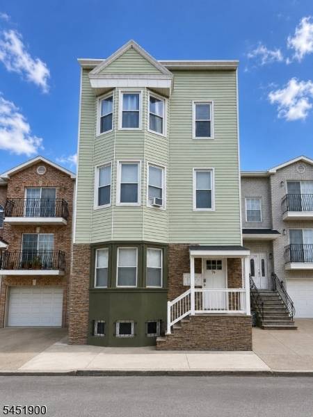 74 Chambers St, Newark City, NJ 07105