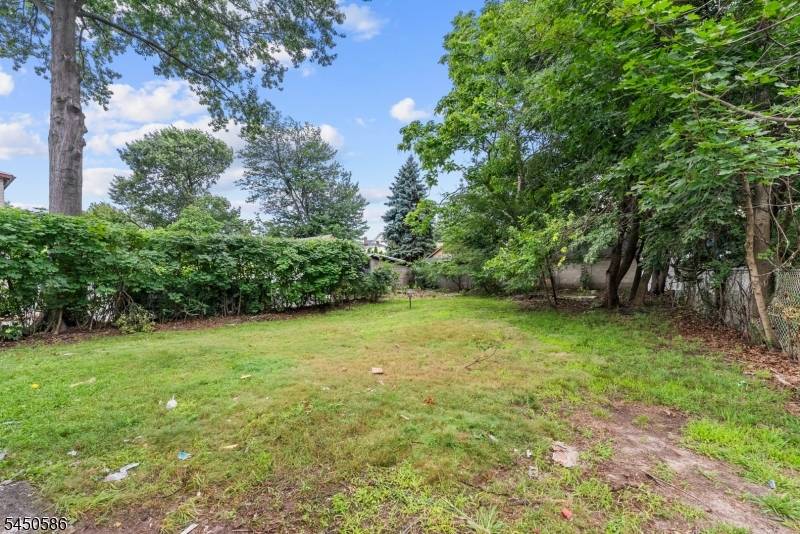 36 Pulaski St, Bloomfield Twp., NJ 07003