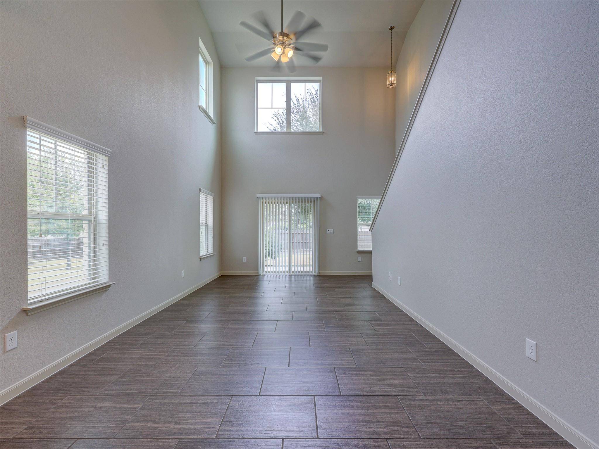 1620 Bryant DR #2101, Round Rock, TX 78664
