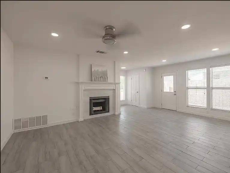 303 Fantail LOOP #B, Austin, TX 78734