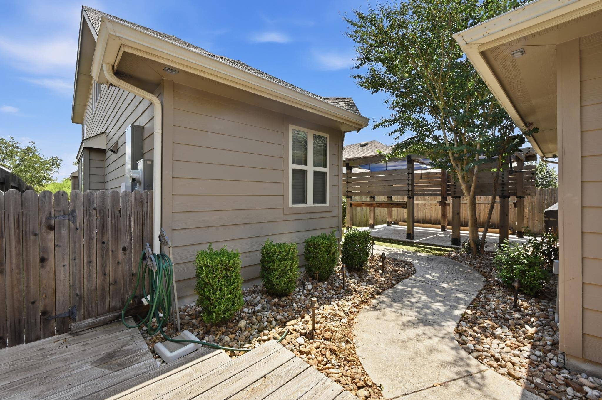 814 Silo ST, San Marcos, TX 78666
