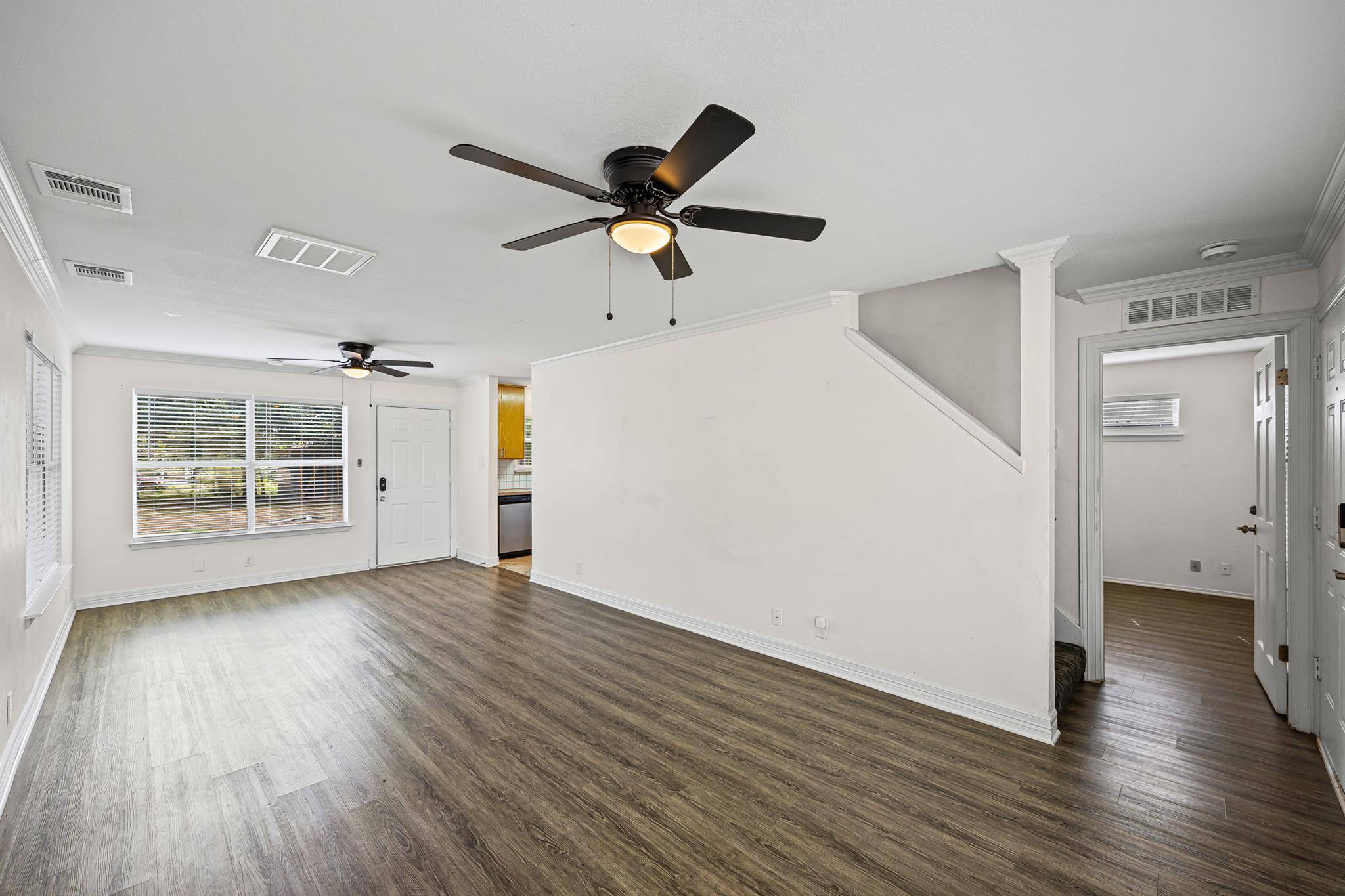300 Blackson Ave, Austin, TX 78752