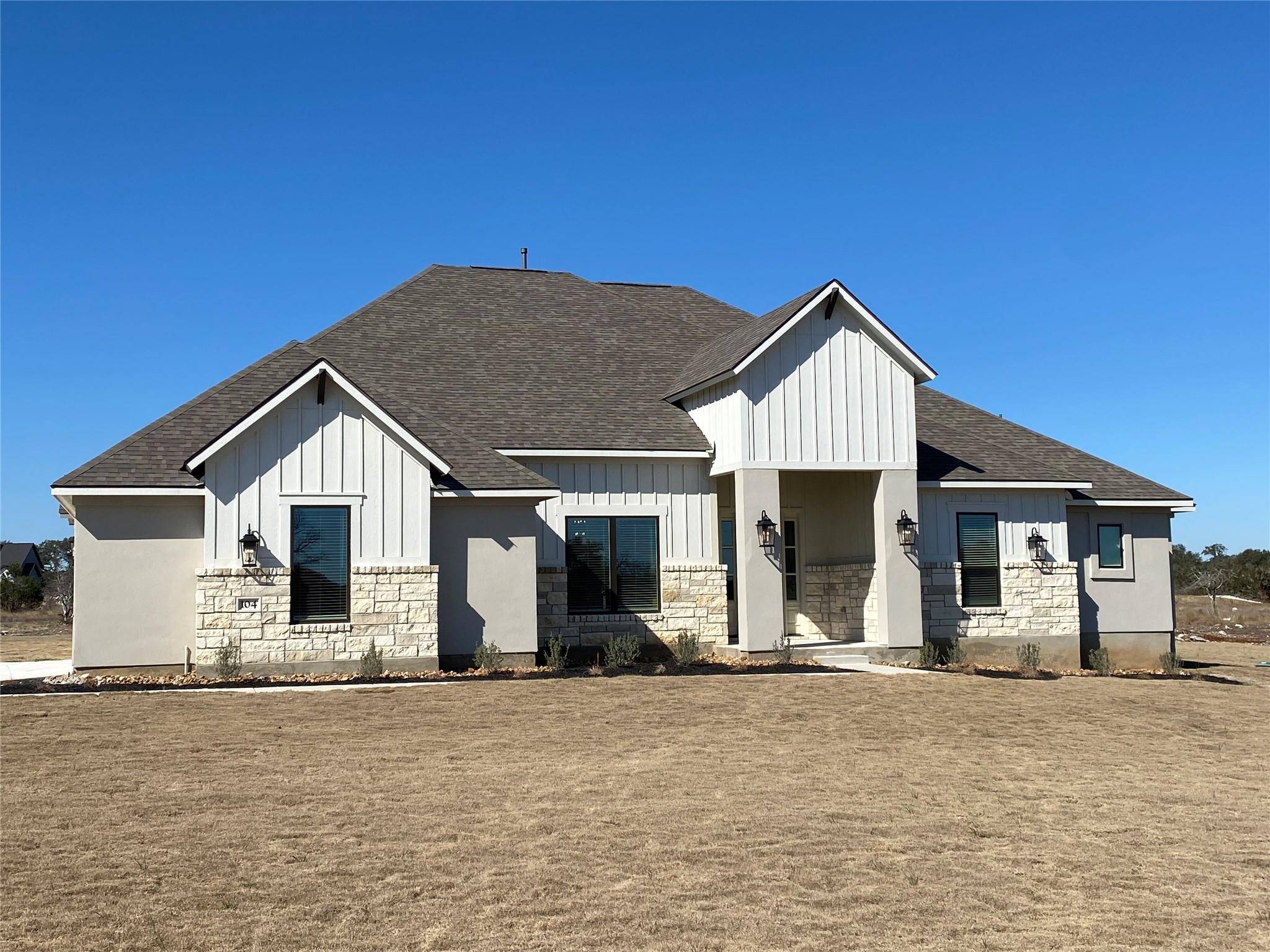 104 Caleb CT, Spicewood, TX 78669