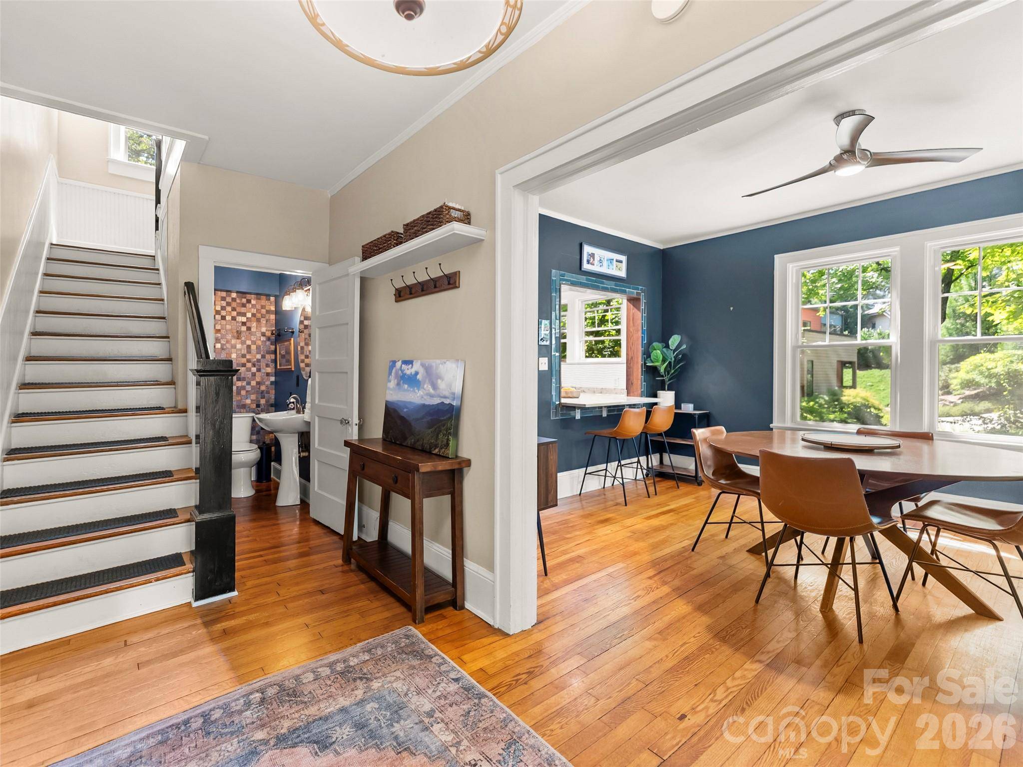 1 Kenilworth RD, Asheville, NC 28803