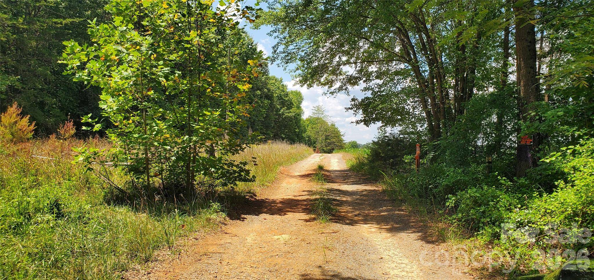 3641 US Highway 21 HWY, Hamptonville, NC 27020