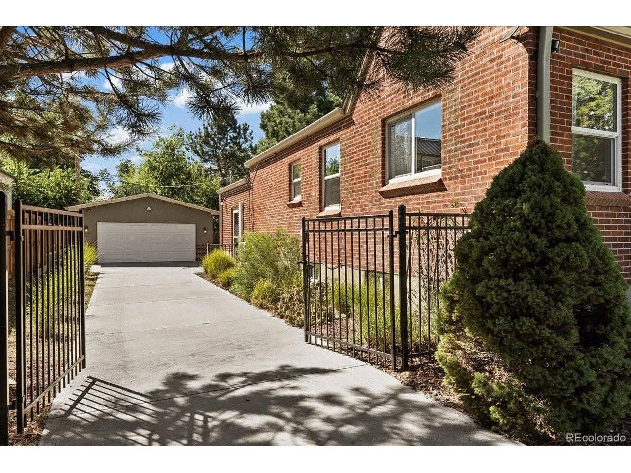 627 Oneida, Denver, CO 80220