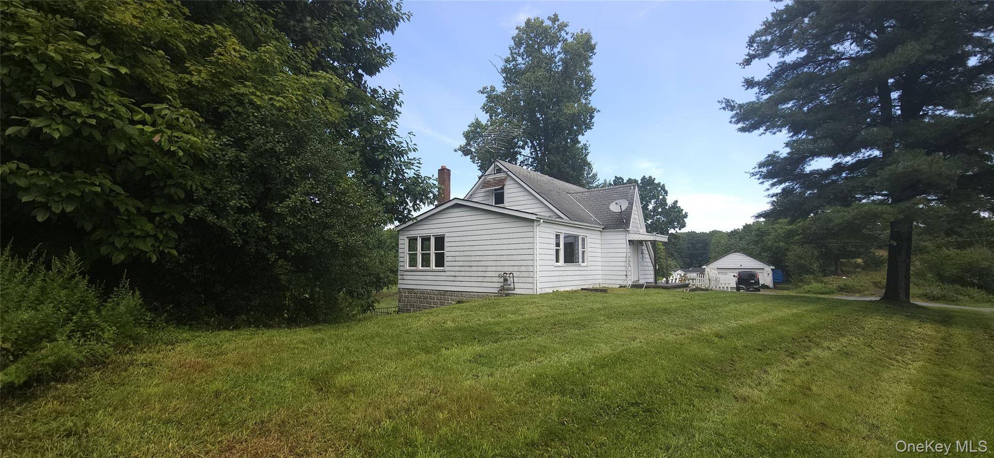 7 Ruscitti DR, Chester, NY 10918