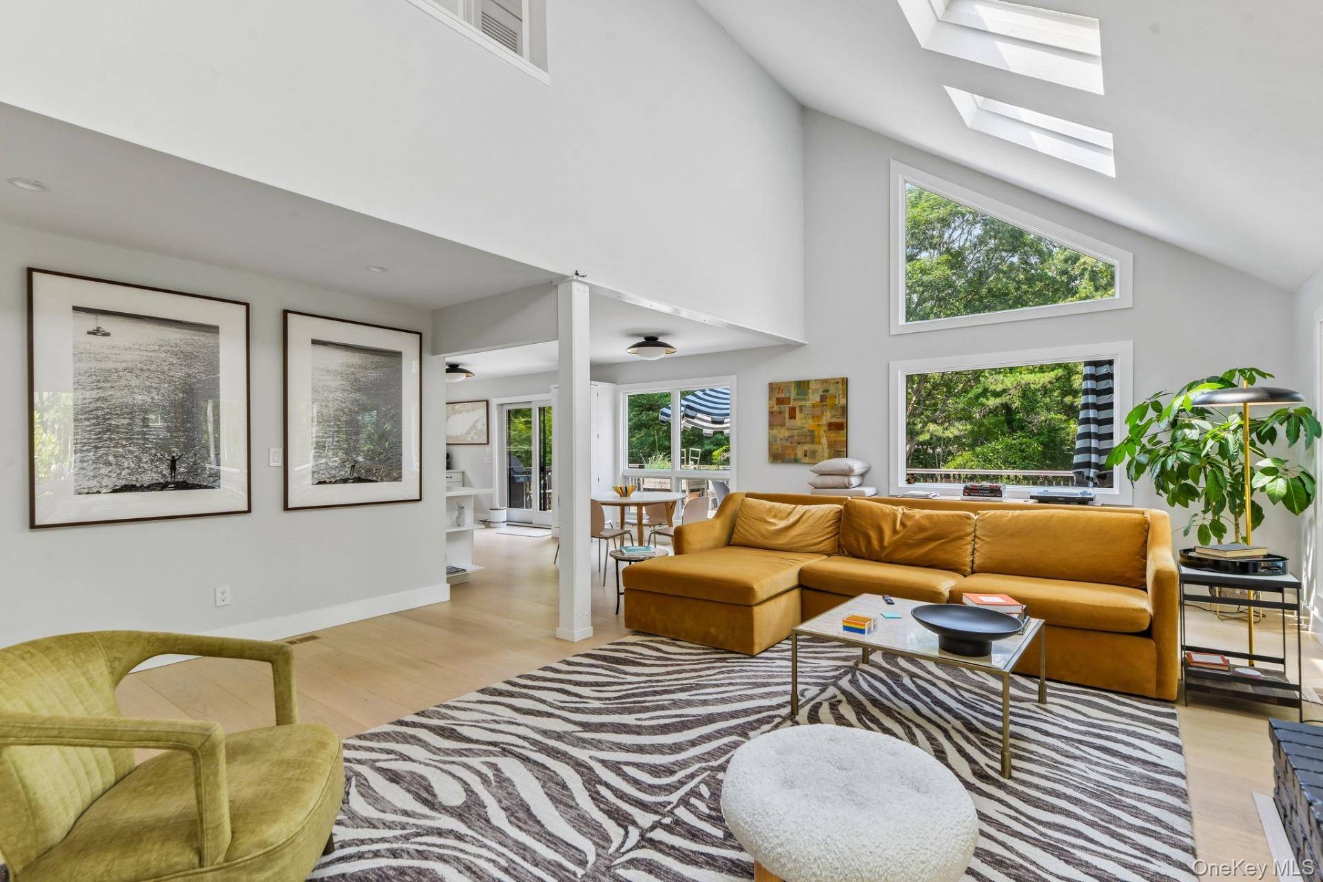 12 Deep View CT, Wainscott, NY 11937