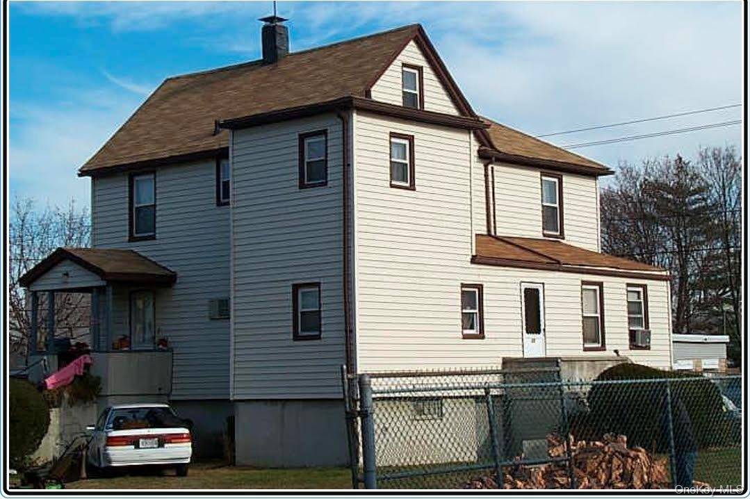 111 wahl AVE, Inwood, NY 11096
