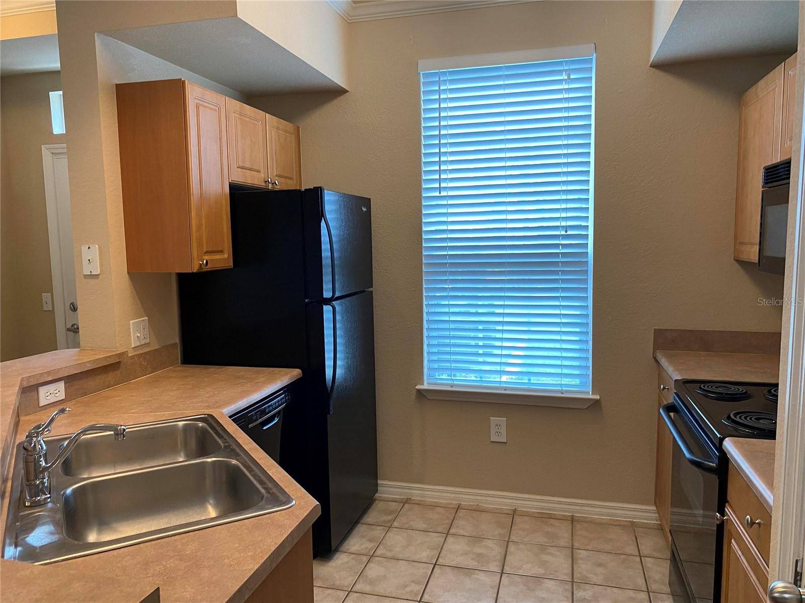 5550 ROSEHILL RD #102, Sarasota, FL 34233