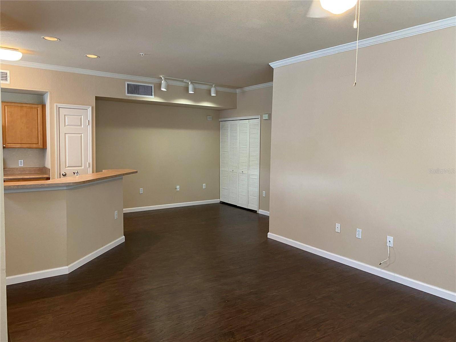 5550 ROSEHILL RD #102, Sarasota, FL 34233