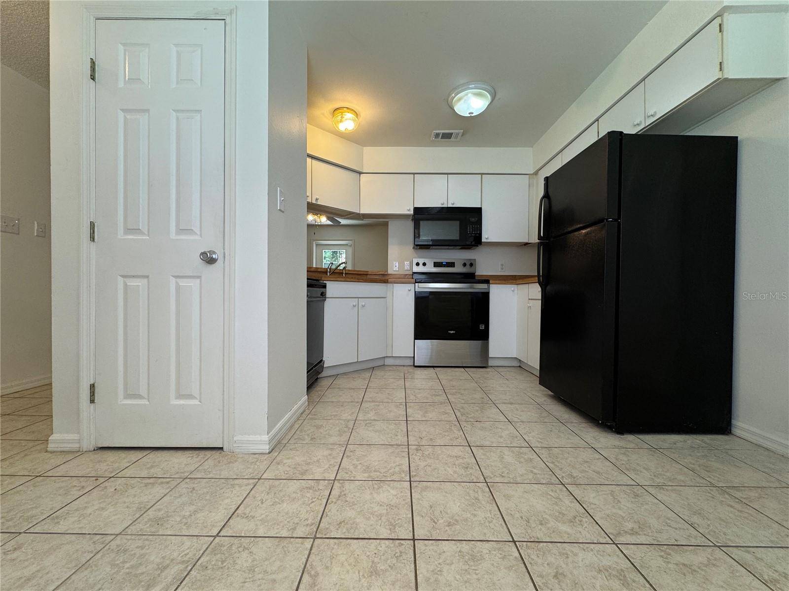 215 PINEHURST DR, Auburndale, FL 33823